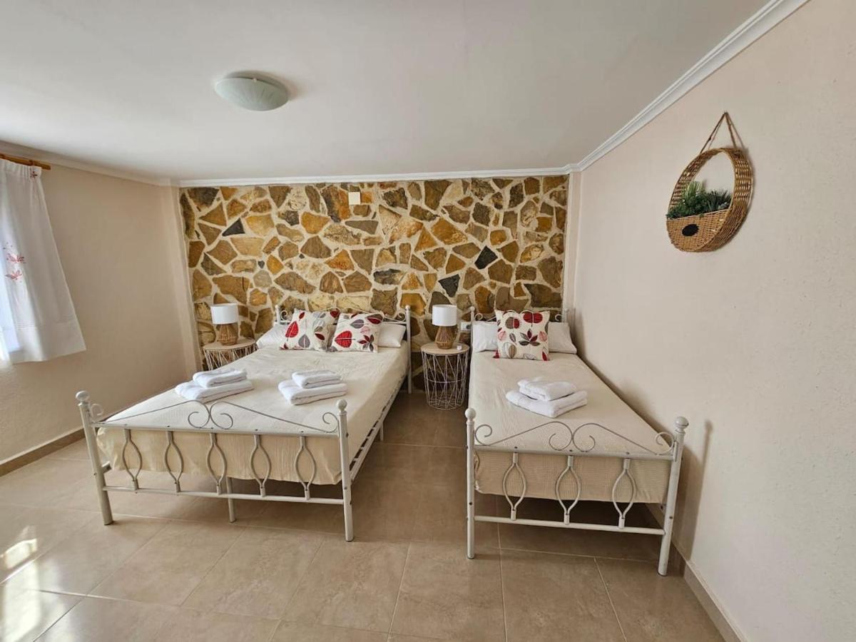 Turís Buen Estar, Piscina, Barbacoa, Jacuzzi En Valencia 빌라 외부 사진